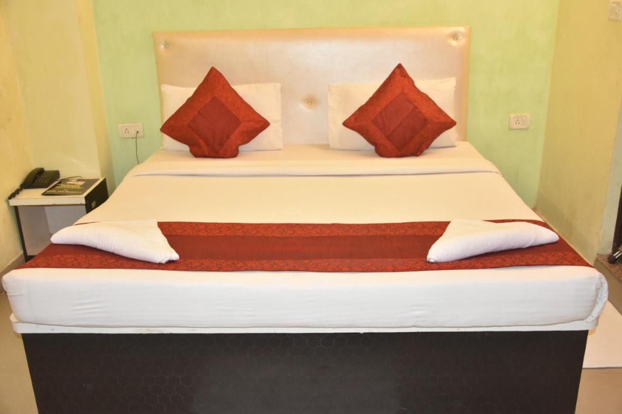 Hotel Yug Residency Varanasi Dış mekan fotoğraf