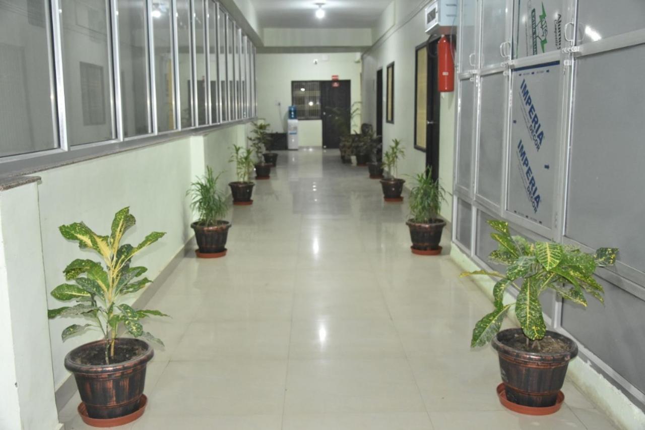 Hotel Yug Residency Varanasi Dış mekan fotoğraf