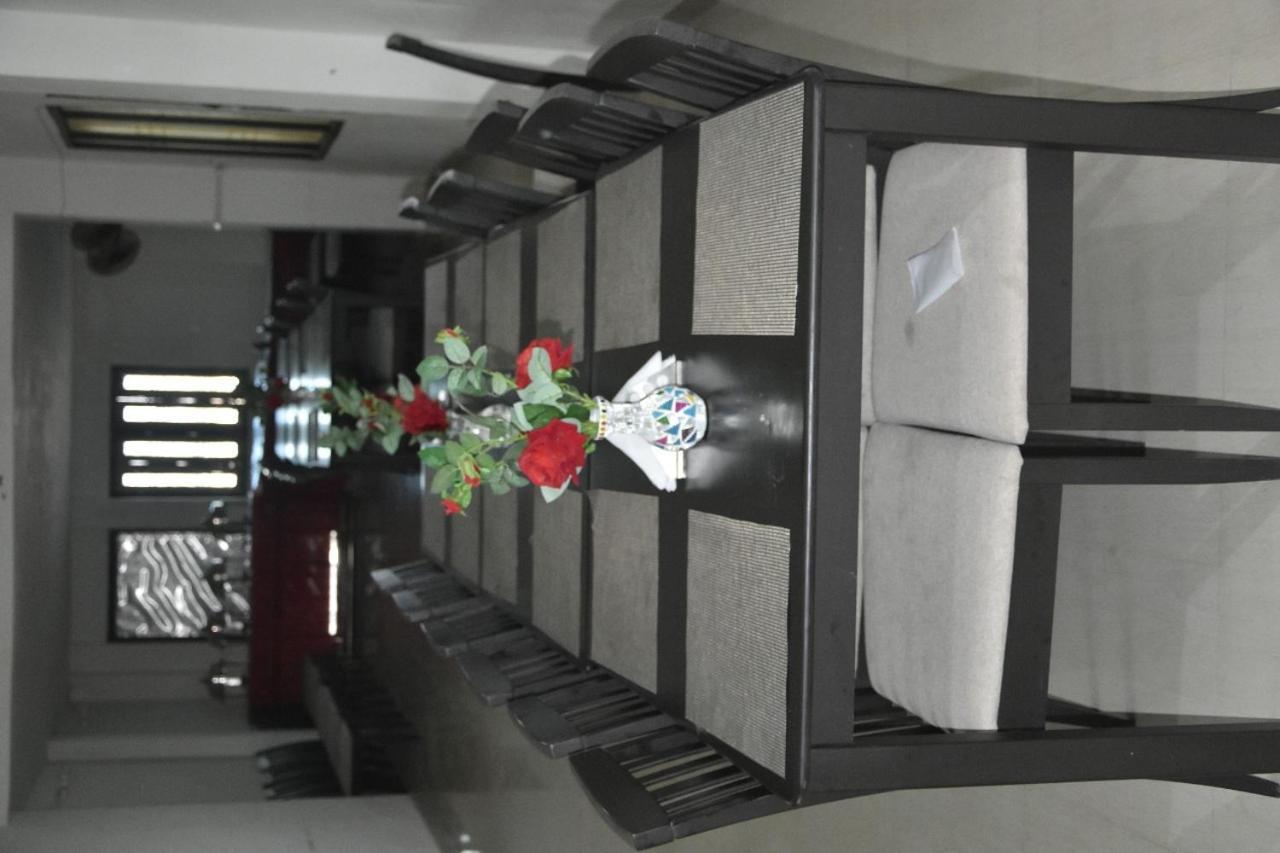 Hotel Yug Residency Varanasi Dış mekan fotoğraf